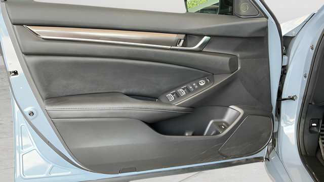 Used 2022 Honda Accord Sport image 15