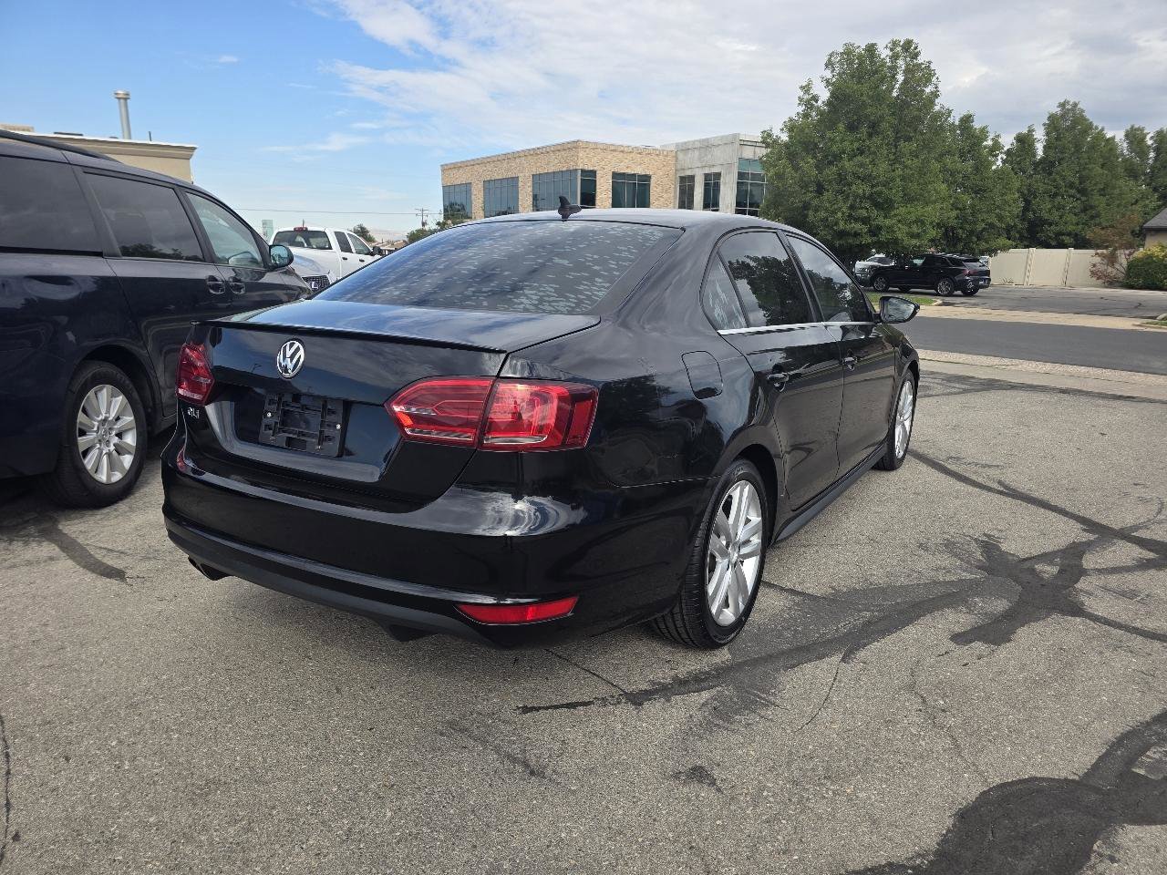 Used 2013 Volkswagen Jetta GLI FWD image 5