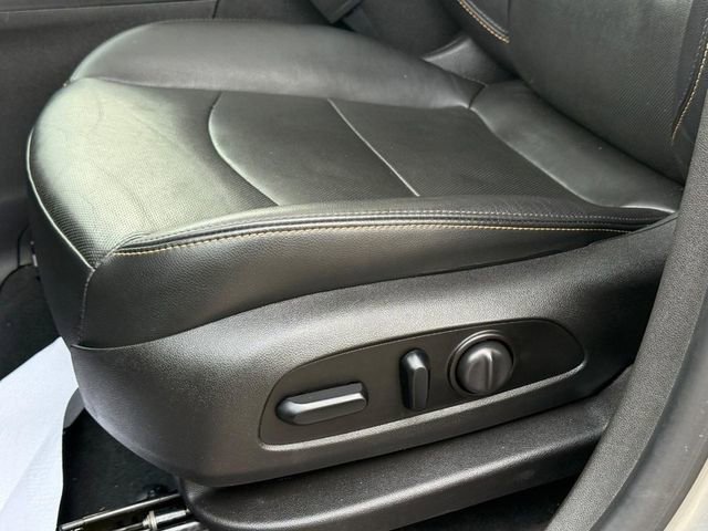 Certified 2018 Chevrolet Equinox Premier image 28