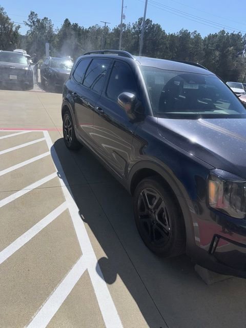 Used 2025 Kia Telluride EX X-Line AWD/4WD image 3