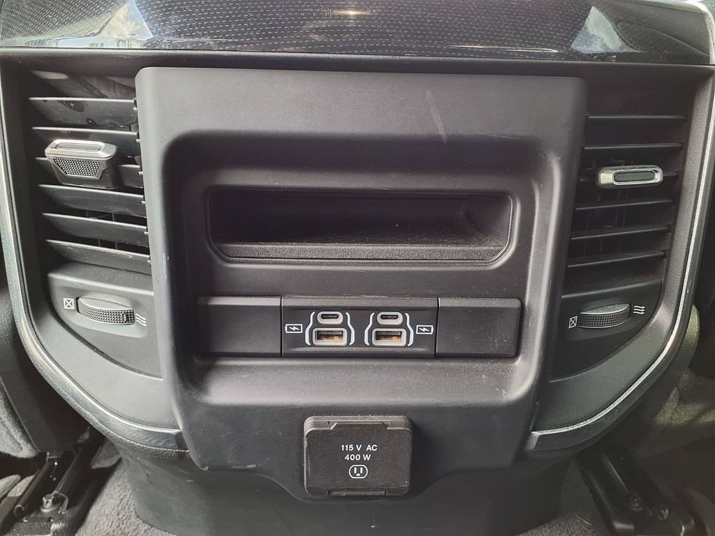 Used 2021 RAM 1500 Laramie w/ Sport Appearance Package AWD/4WD image 17