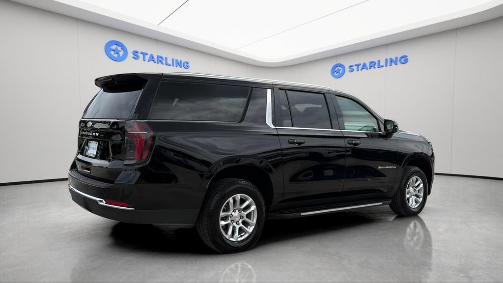 Certified 2025 Chevrolet Suburban LS RWD image 11