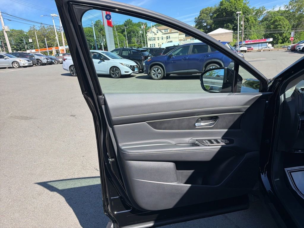 New 2026 Nissan Murano SV AWD/4WD image 10