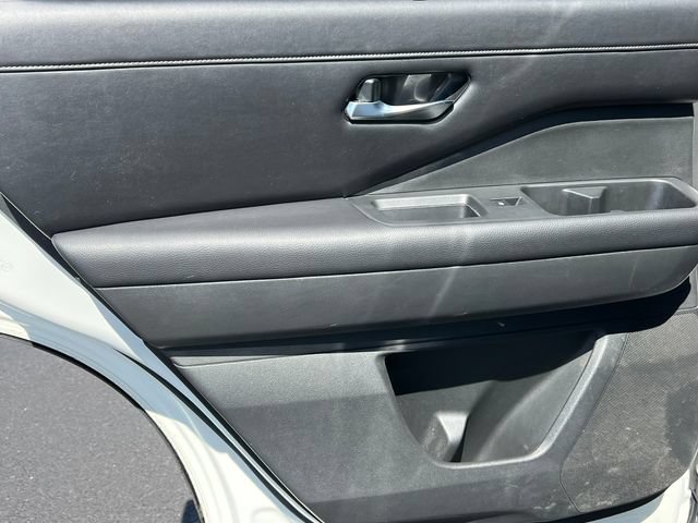 Used 2023 Nissan Pathfinder SL w/ SL Premium Package AWD/4WD image 40