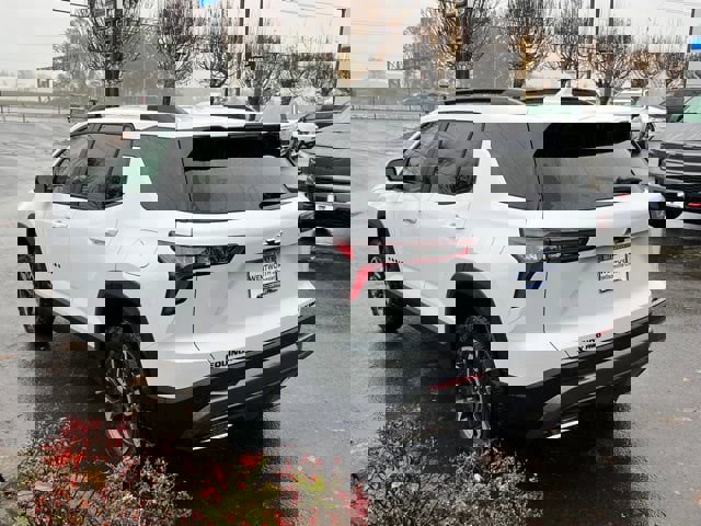 New 2026 Chevrolet Equinox ACTIV w/ Convenience Package III image 5