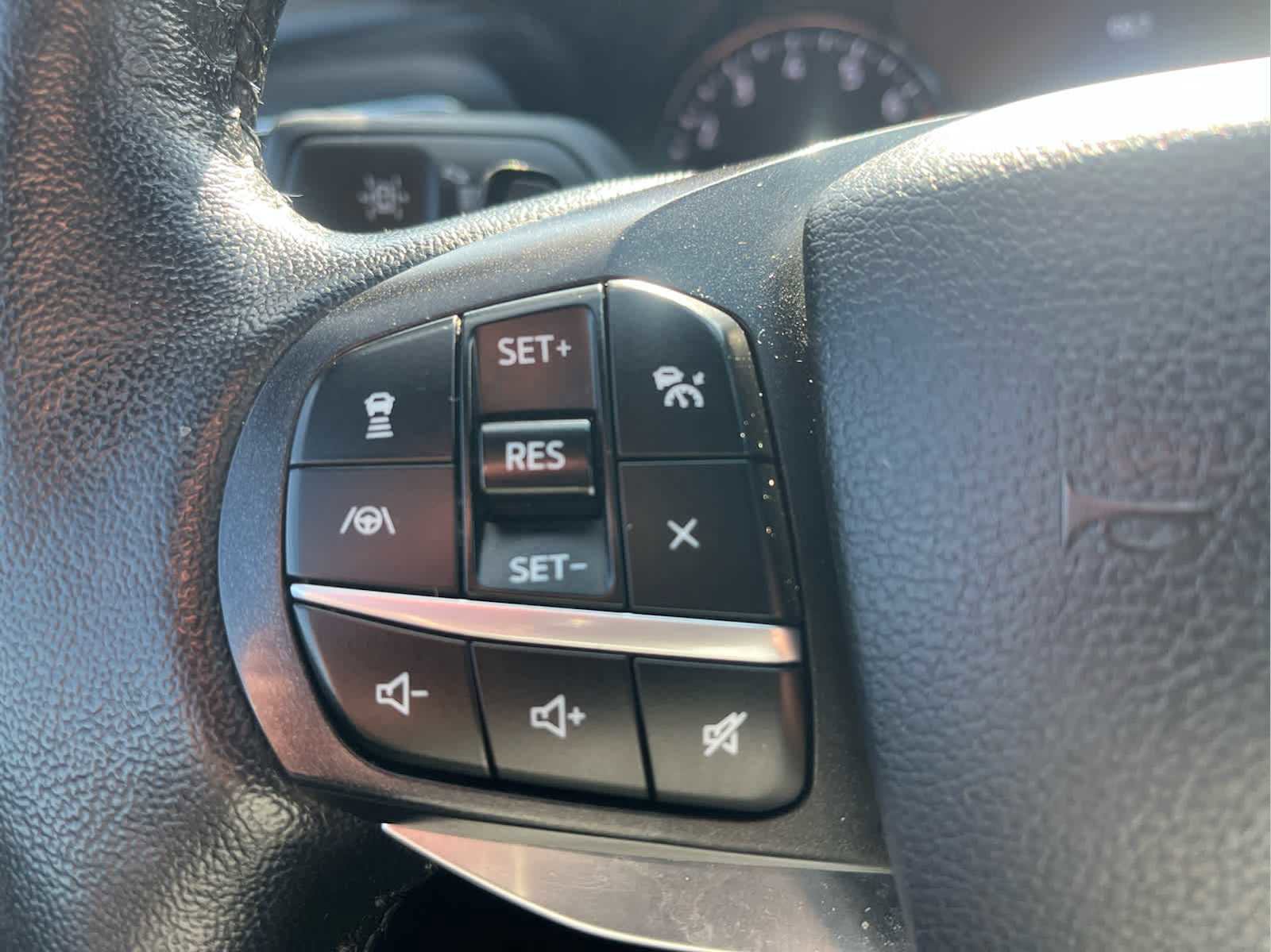 Used 2020 Ford Explorer Limited image 36