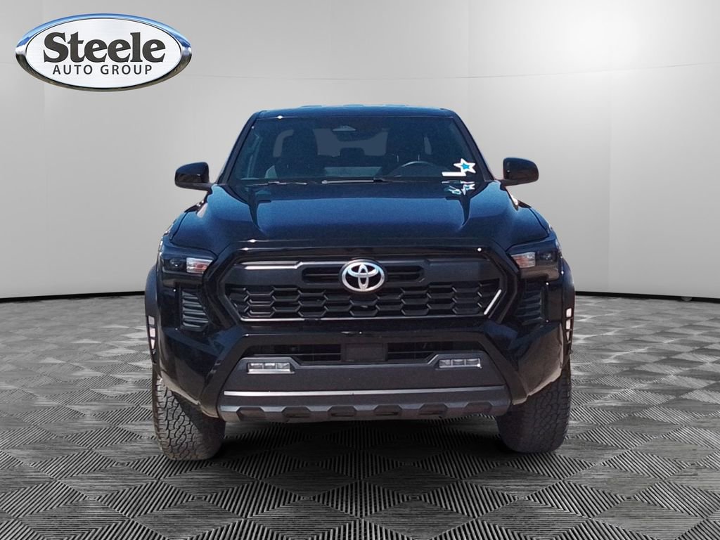 Used 2024 Toyota Tacoma TRD Off-Road image 8