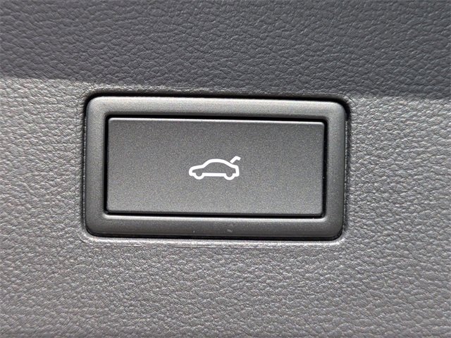 New 2026 Volkswagen Atlas SEL image 15