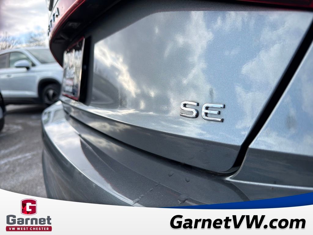 Certified 2025 Volkswagen Jetta SE image 42