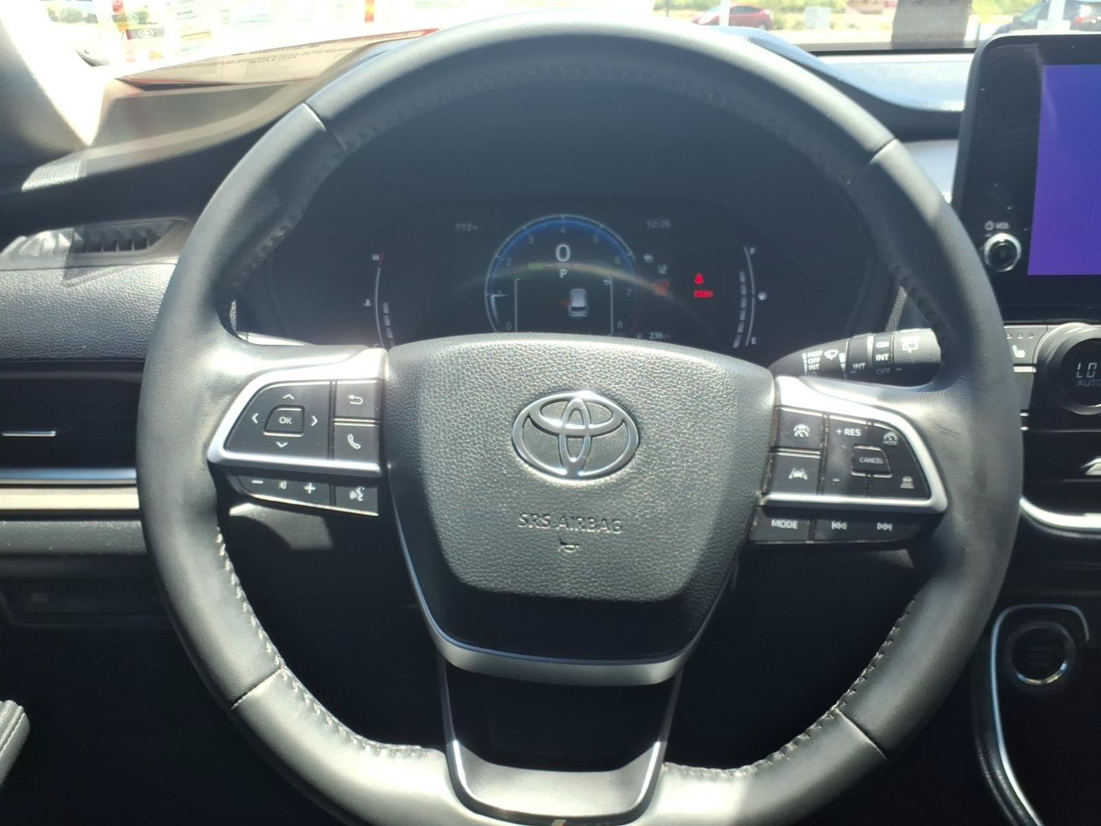 Certified 2024 Toyota Grand Highlander AWD image 13