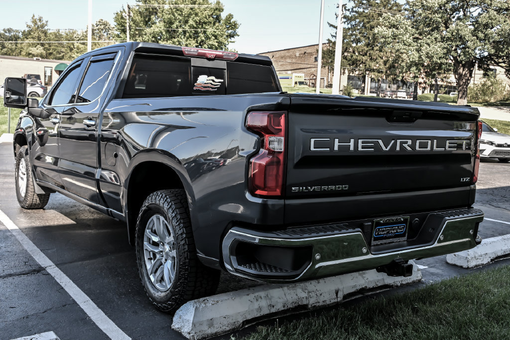 Used 2020 Chevrolet Silverado 1500 LTZ w/ LTZ Plus Package AWD/4WD image 6