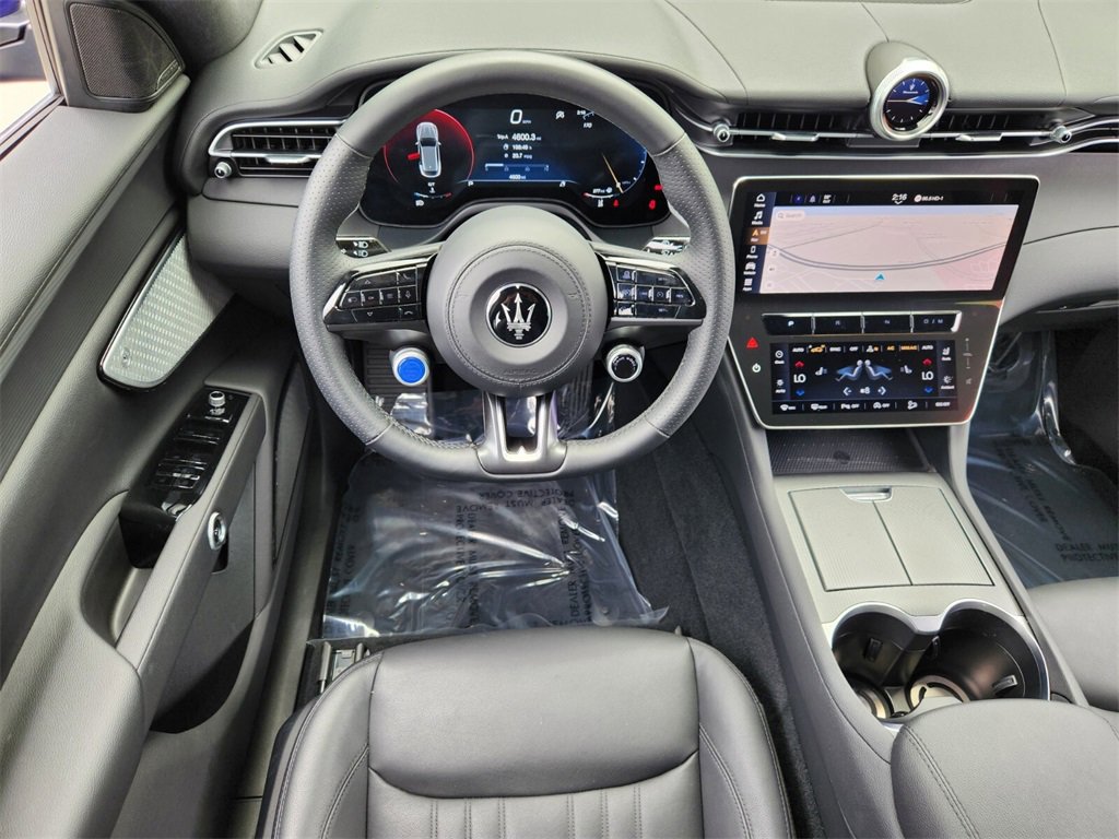 Used 2024 Maserati Grecale GT image 8
