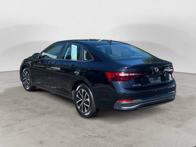 Used 2024 Volkswagen Jetta S FWD image 3