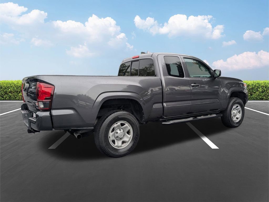 Used 2023 Toyota Tacoma SR RWD image 5