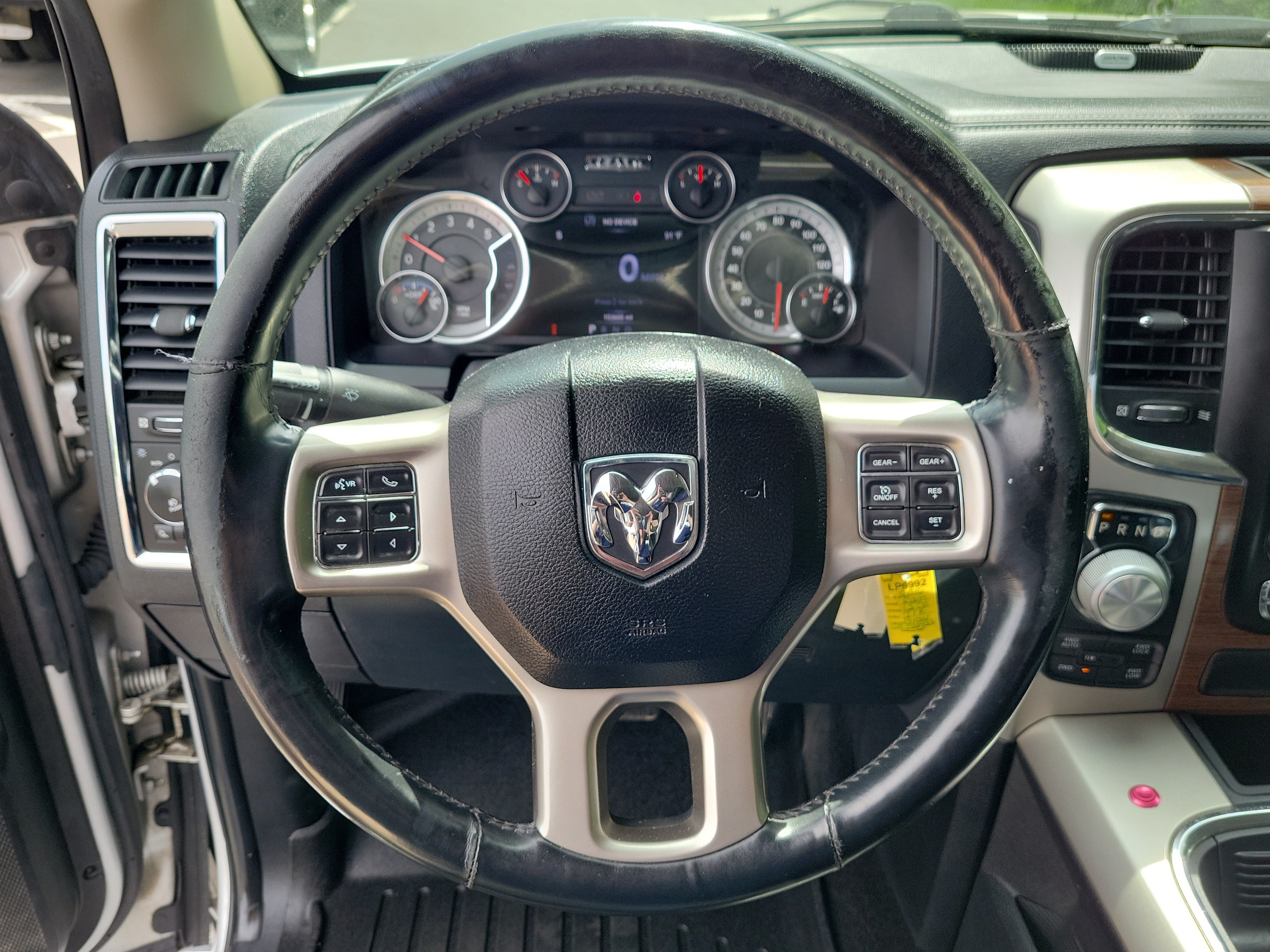 Used 2016 RAM 1500 Laramie AWD/4WD image 23