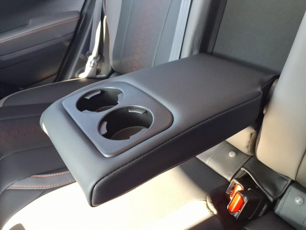 Used 2025 Subaru Crosstrek 2.5i Limited w/ Crosstrek Mirror Package image 34