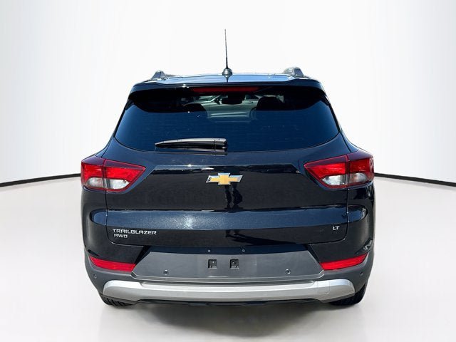 Used 2024 Chevrolet TrailBlazer LT w/ Convenience Package AWD/4WD image 6