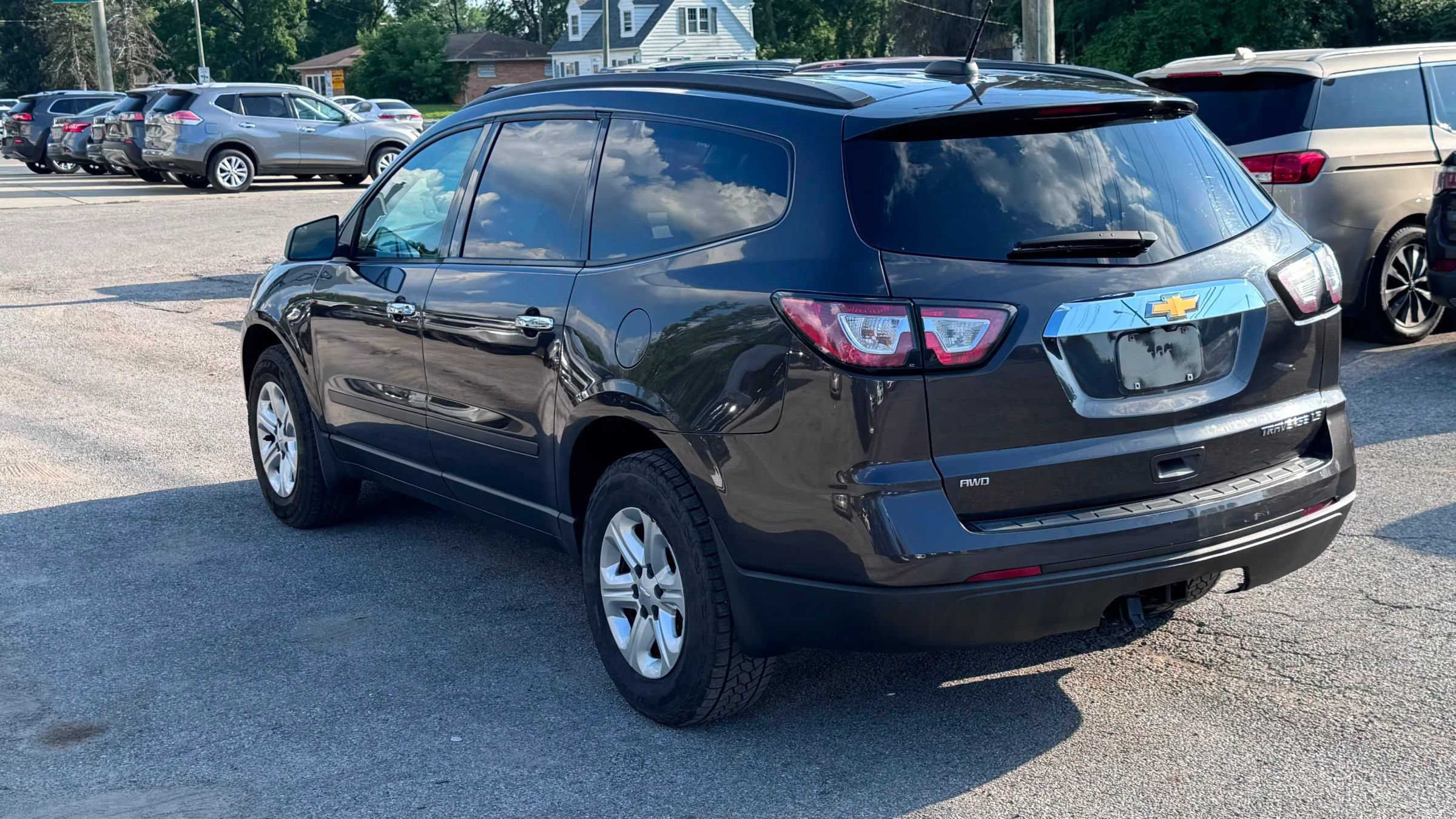 Used 2016 Chevrolet Traverse LS AWD/4WD image 3