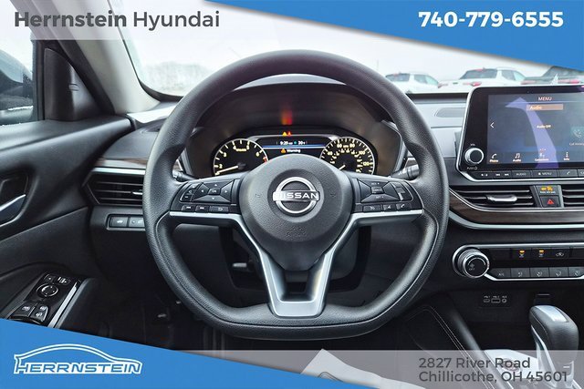 Used 2023 Nissan Altima 2.5 SV image 8
