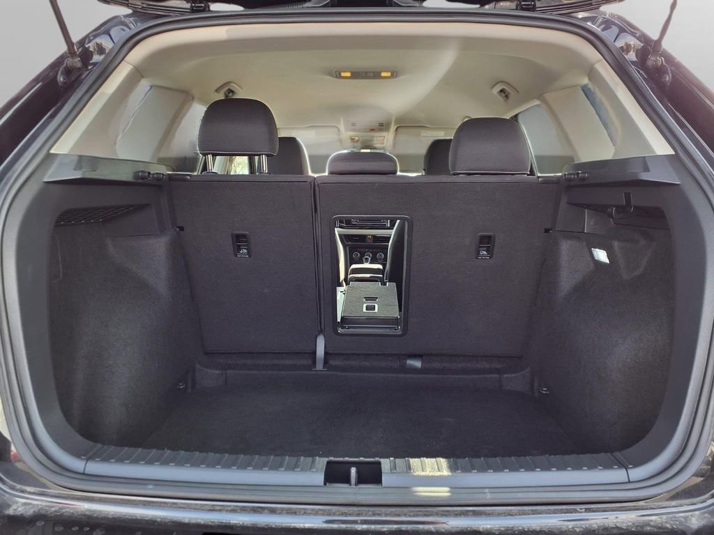 Used 2024 Volkswagen Taos S image 27