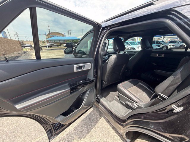 Used 2024 Ford Explorer ST-Line w/ Class IV Trailer Tow Package AWD/4WD image 11