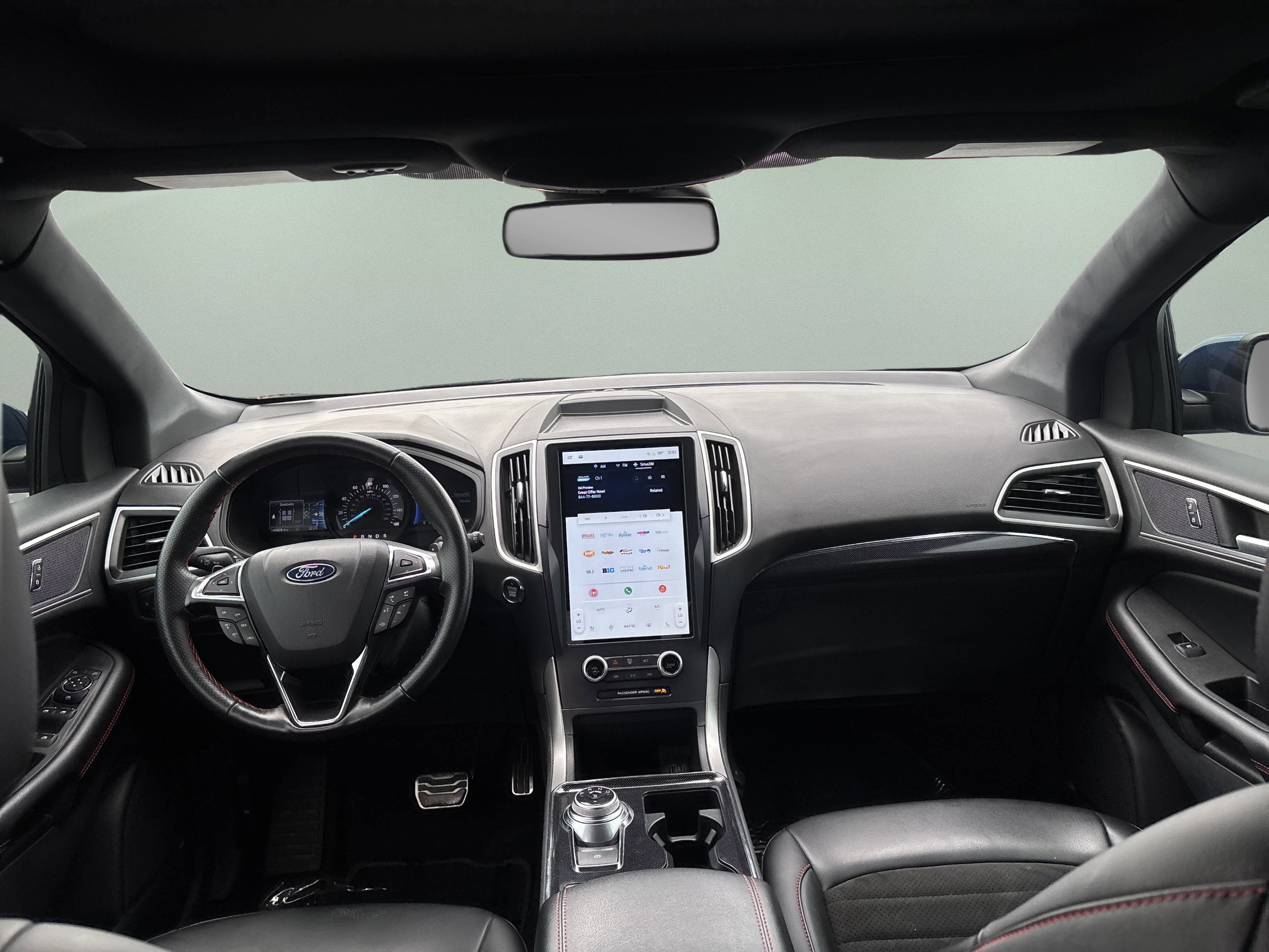 Used 2022 Ford Edge ST-Line w/ Class II Trailer Tow Package image 2