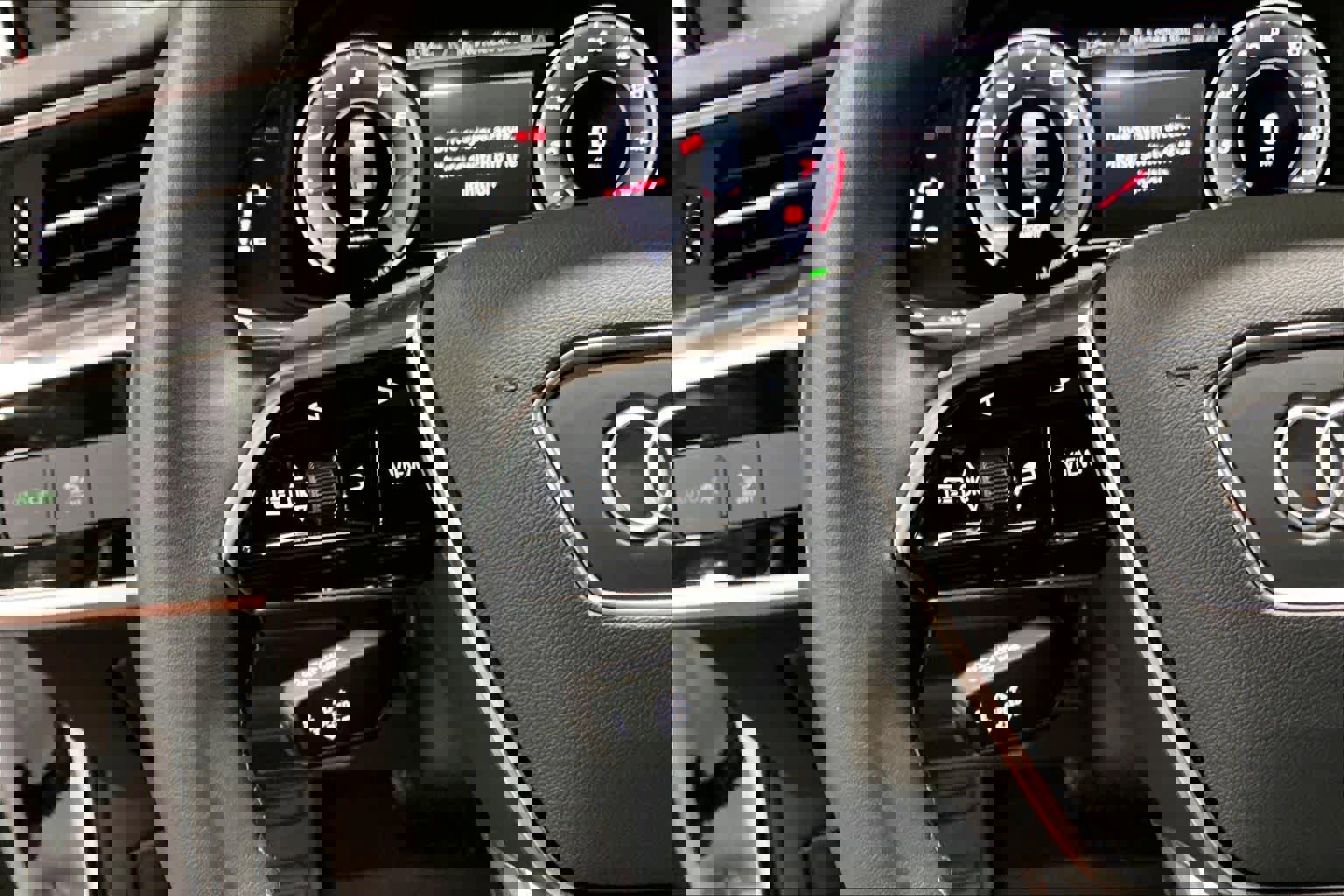 Used 2025 Audi A6 2.0T Premium image 20