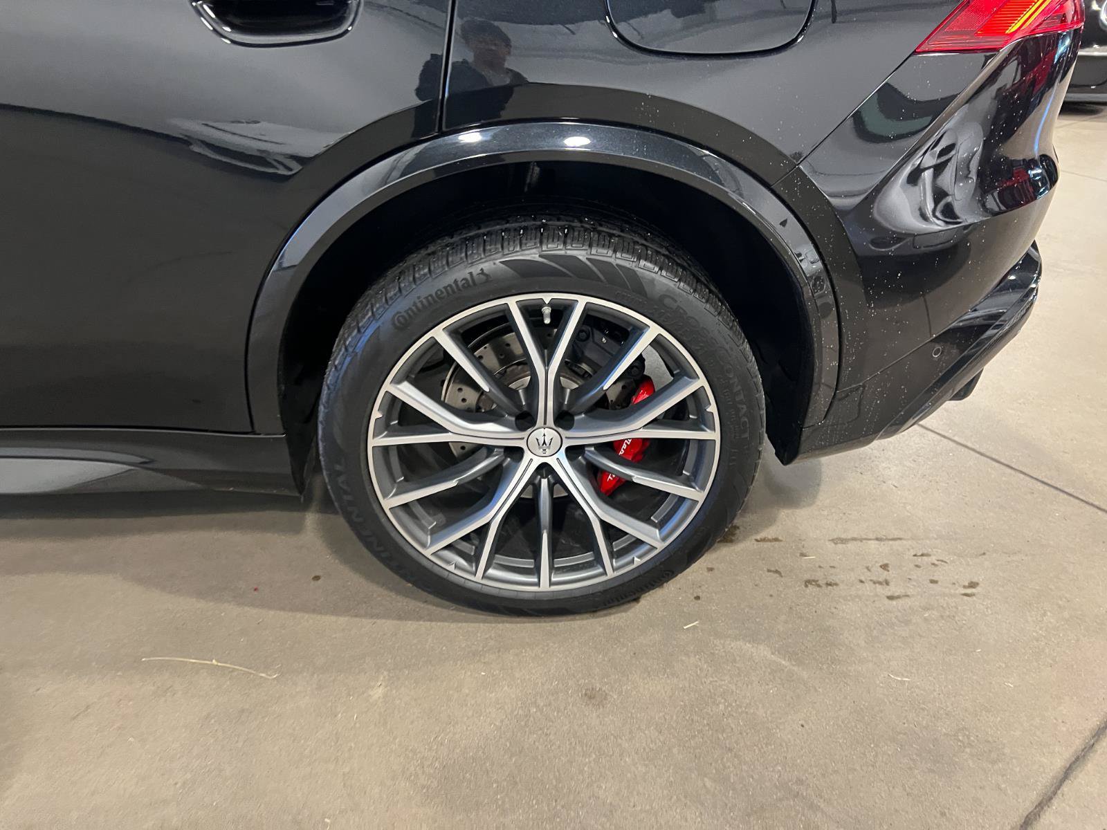 Used 2024 Maserati Grecale Trofeo AWD/4WD image 48