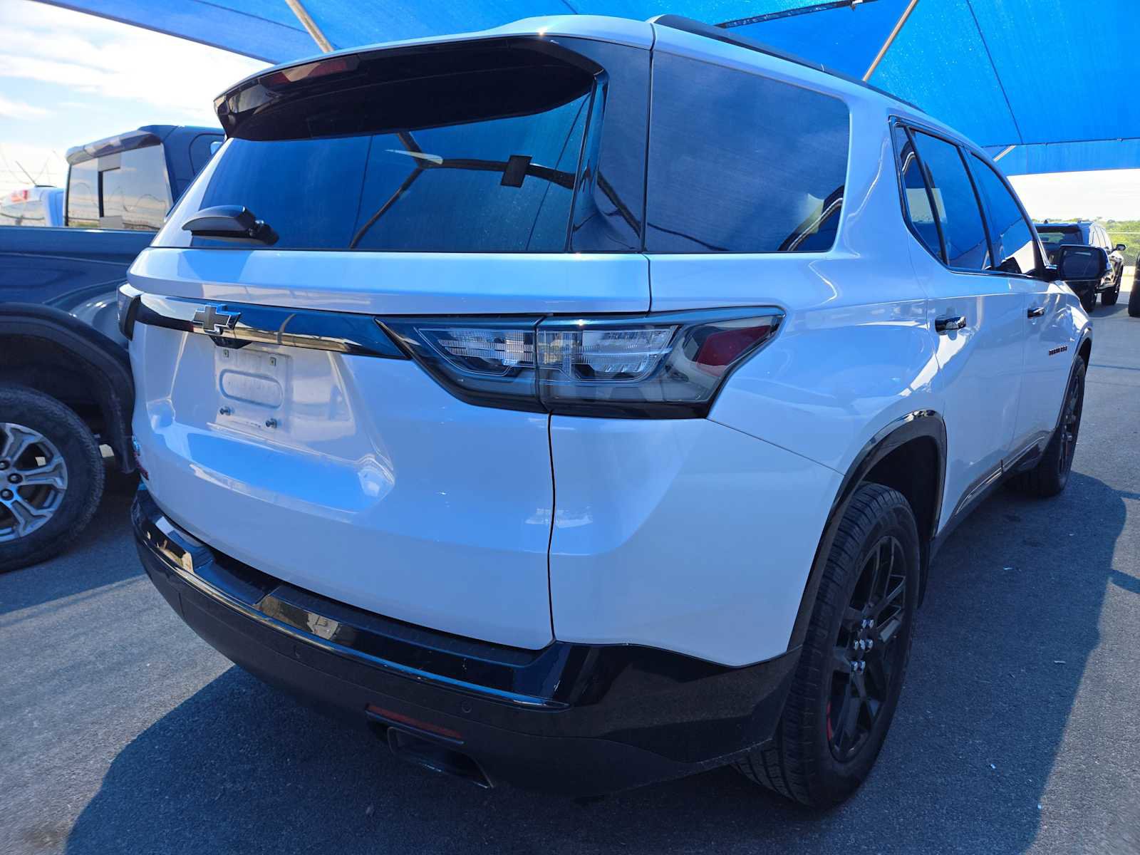 Used 2018 Chevrolet Traverse Premier w/ Redline Edition FWD image 4