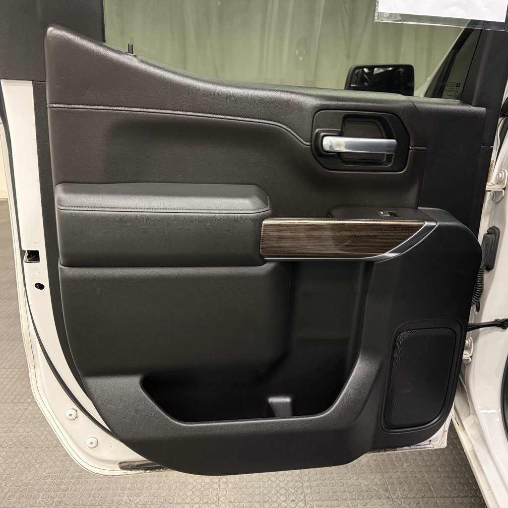 Used 2020 Chevrolet Silverado 1500 RST w/ All-Star Edition image 21