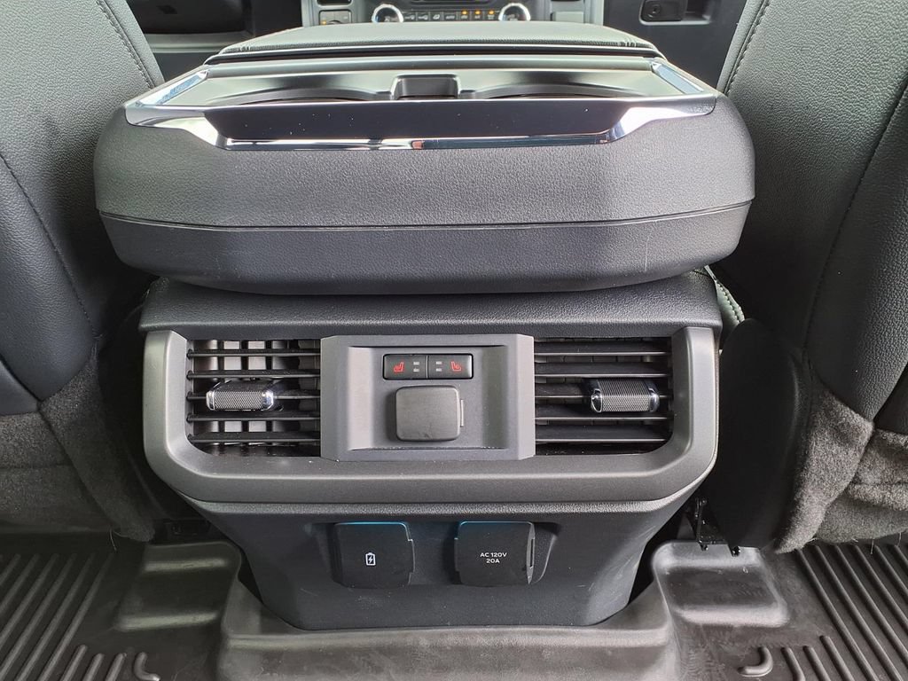Used 2024 Ford F150 Lariat w/ Equipment Group 502A High AWD/4WD image 18