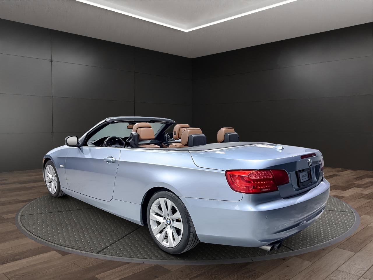 Used 2013 BMW 328i Convertible image 6
