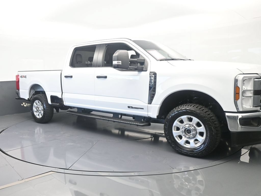 Used 2024 Ford F250 XLT AWD/4WD image 8