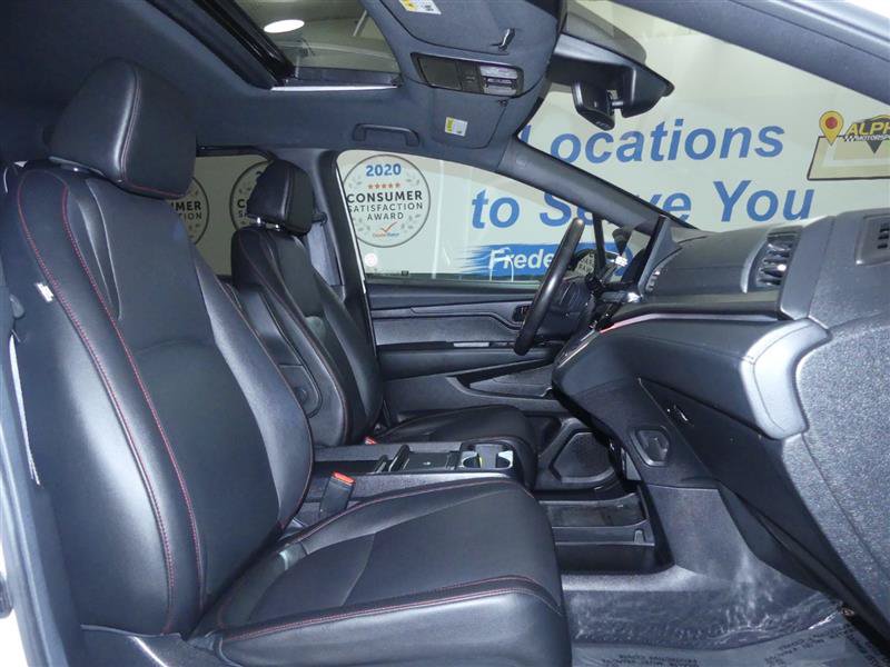 Used 2025 Honda Odyssey Sport-L image 8