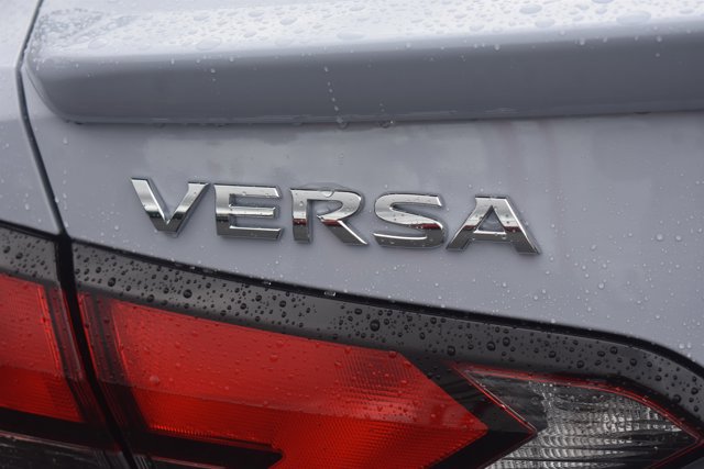 New 2025 Nissan Versa SR w/ Trunk Package image 7