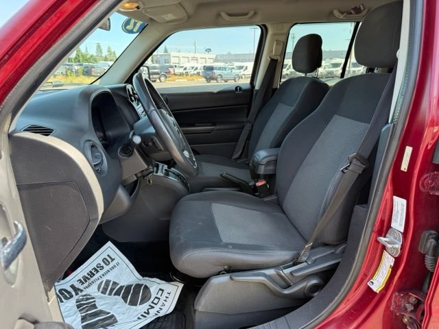 Used 2012 Jeep Patriot Latitude w/ Trailer Tow Prep Group AWD/4WD image 2
