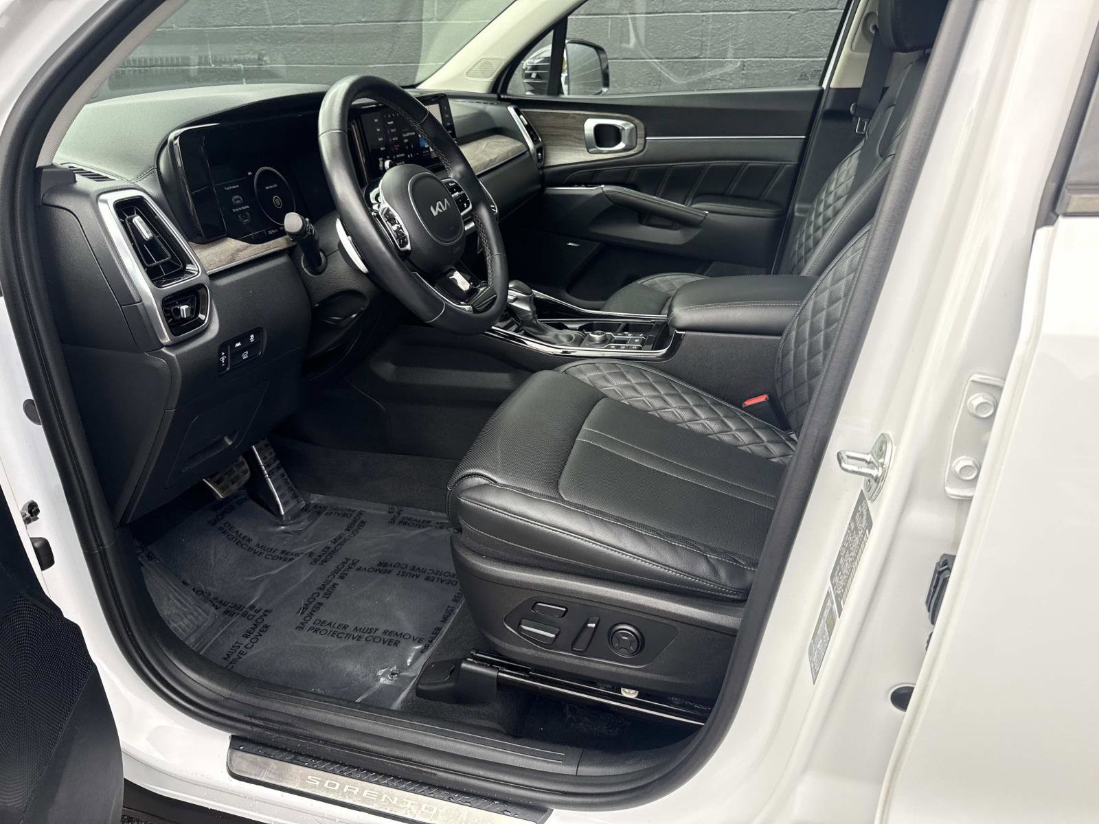 Used 2022 Kia Sorento SX Prestige image 19