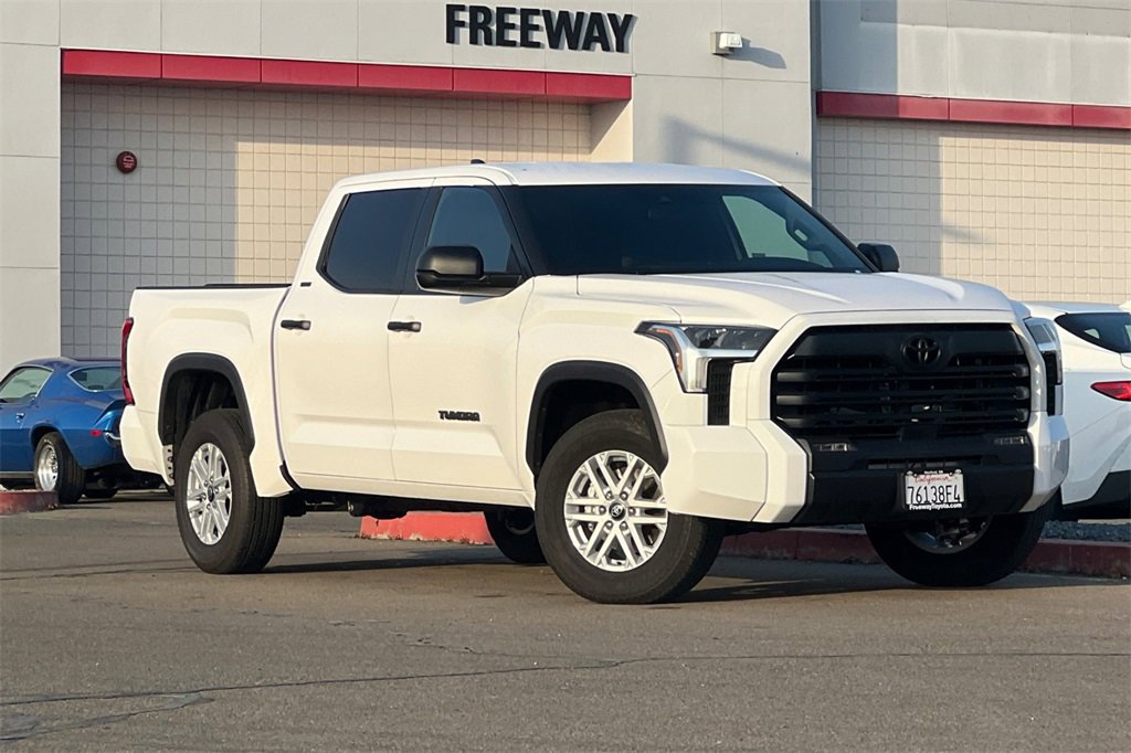 Certified 2025 Toyota Tundra SR5 image 2