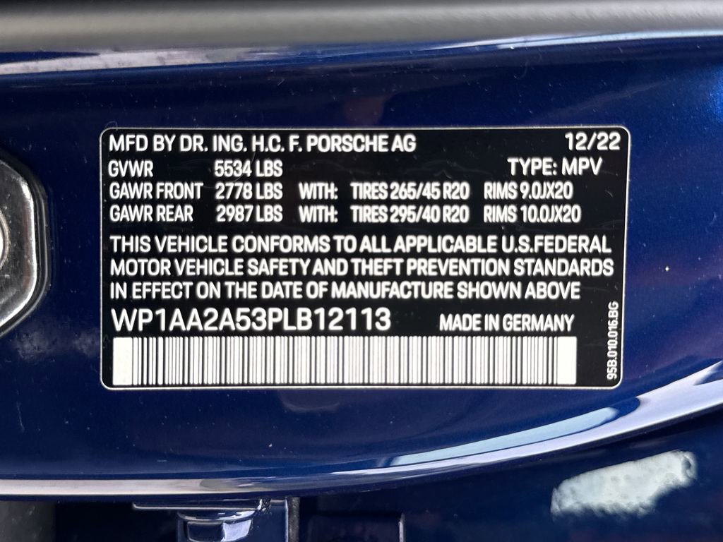 Used 2023 Porsche Macan Turbo image 36