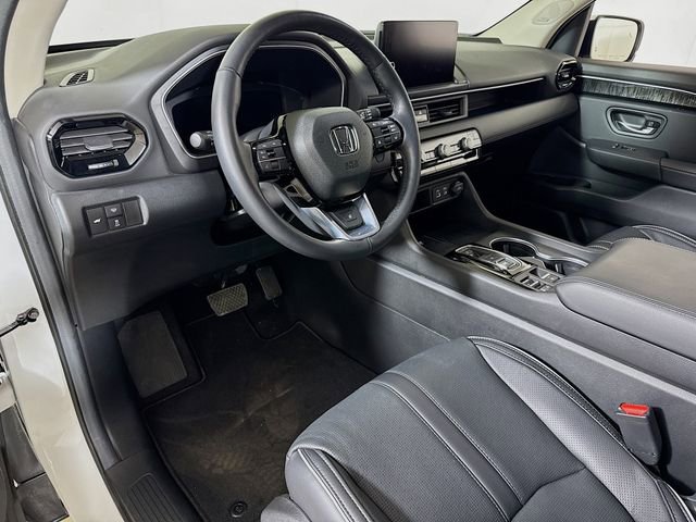 Used 2025 Honda Pilot Elite image 7