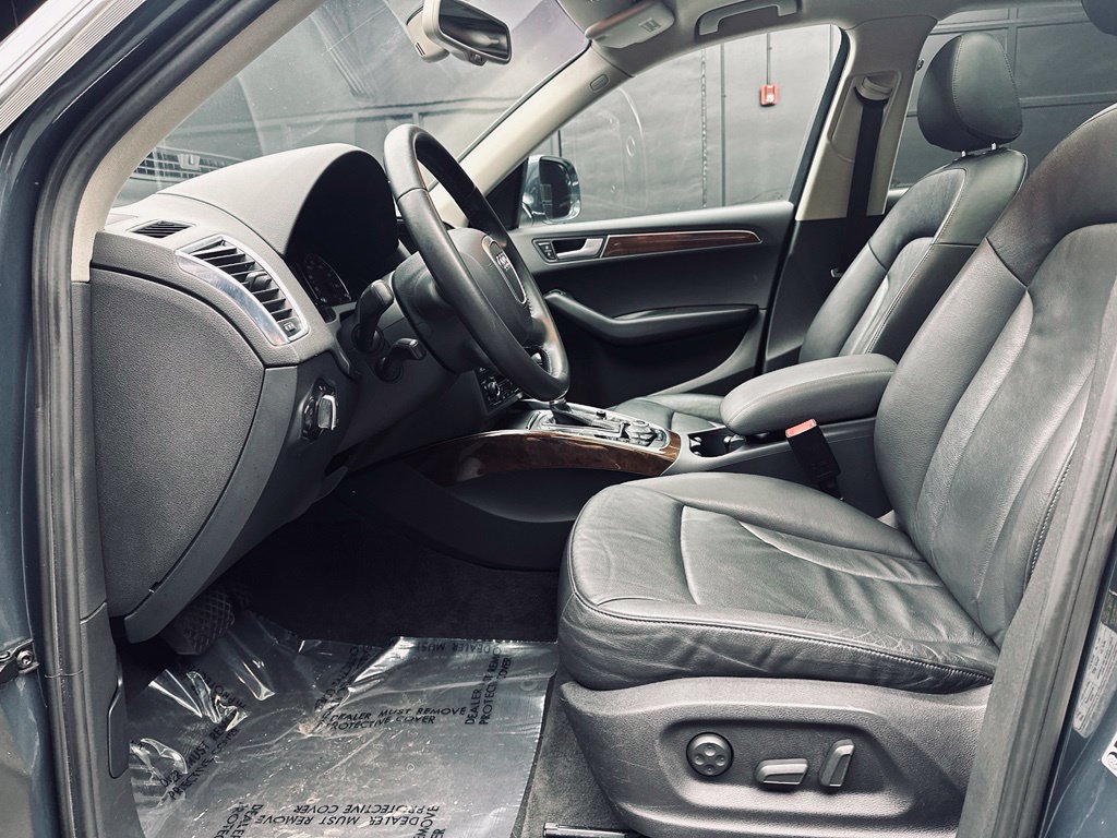Used 2011 Audi Q5 2.0T Premium Plus AWD/4WD image 17