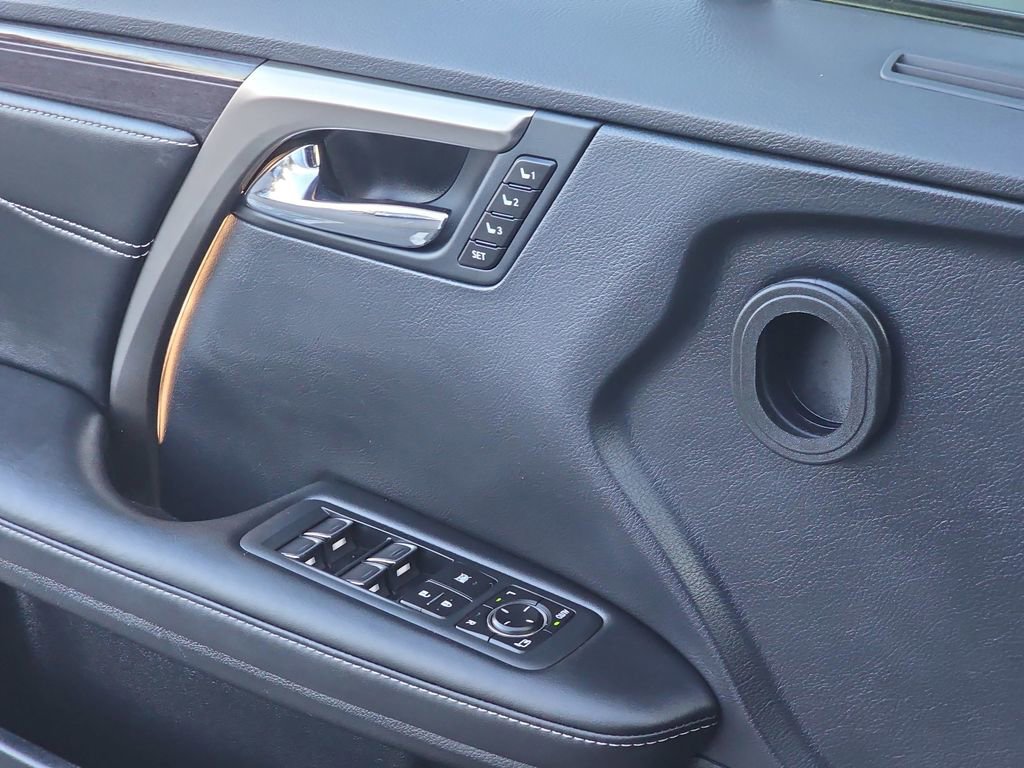 Certified 2022 Lexus RX 450hL Luxury w/ Cold Area Package (CT) image 29