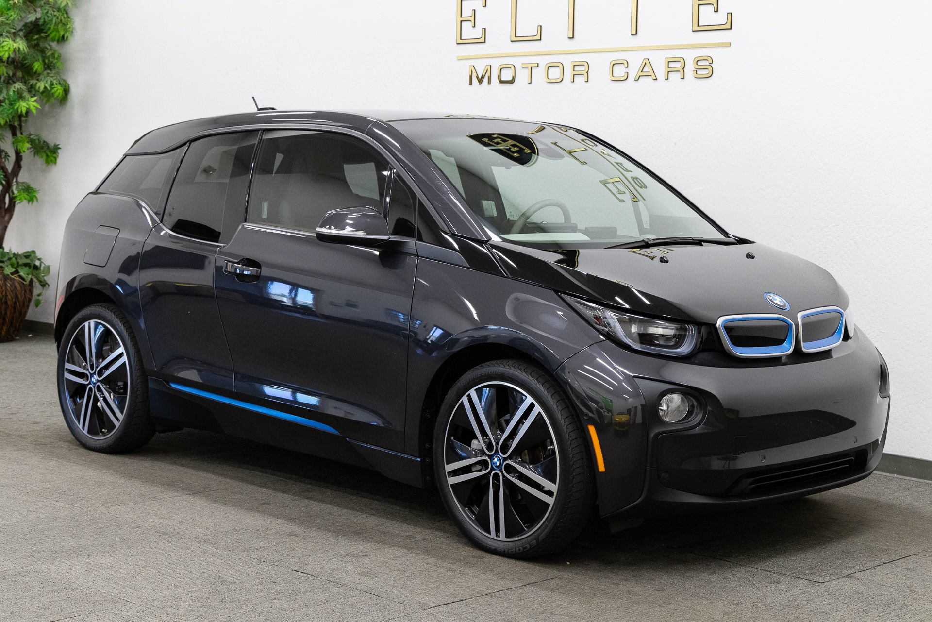 Used 2014 BMW i3 RWD image 9