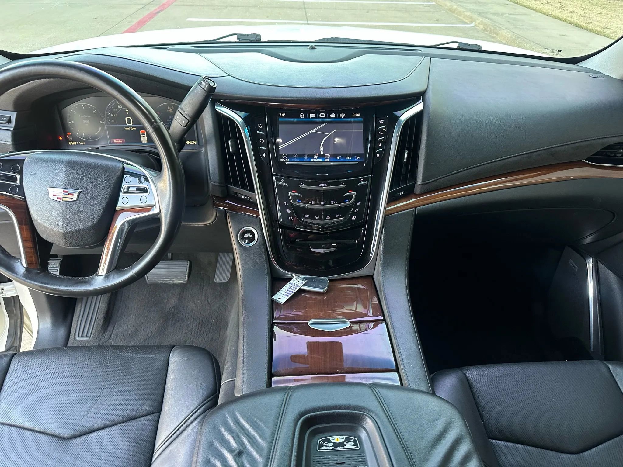Used 2015 Cadillac Escalade Luxury AWD/4WD image 21