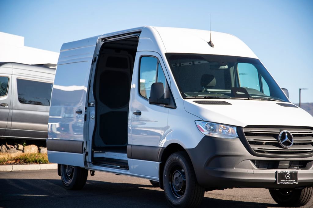 New 2026 Mercedes-Benz Sprinter 2500 image 6