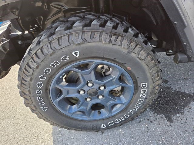 Certified 2023 Jeep Wrangler Unlimited w/ Cold Weather Group image 27