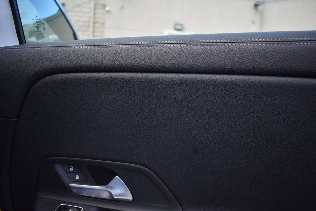 Used 2022 Mercedes-Benz GLA 35 AMG 4MATIC image 29