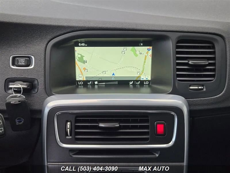 Used 2016 Volvo V60 T5 Cross Country w/ Convenience Package image 25