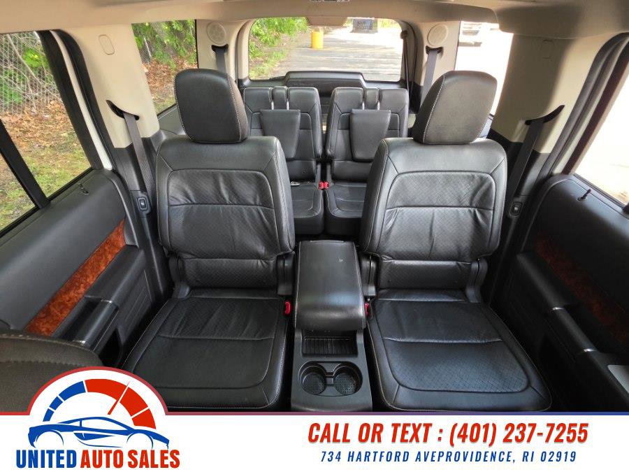 Used 2012 Ford Flex Limited w/ Equipment Group Order Code FWD image 23