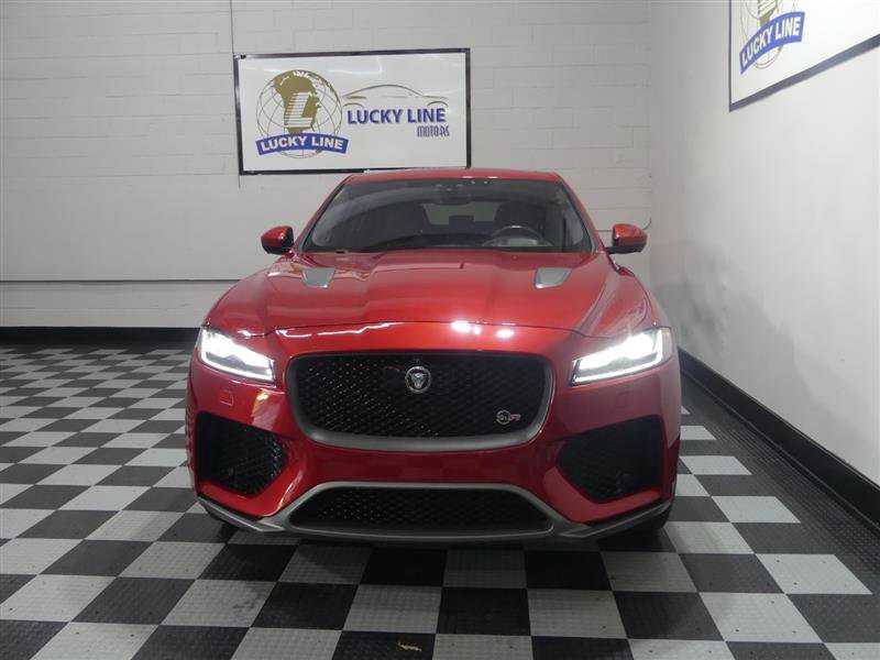 Used 2019 Jaguar F-PACE SVR image 2